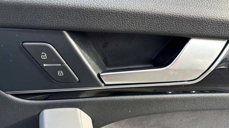 Audi Q5 40 TDI Quattro Edition 1 5dr S Tronic Diesel Estate